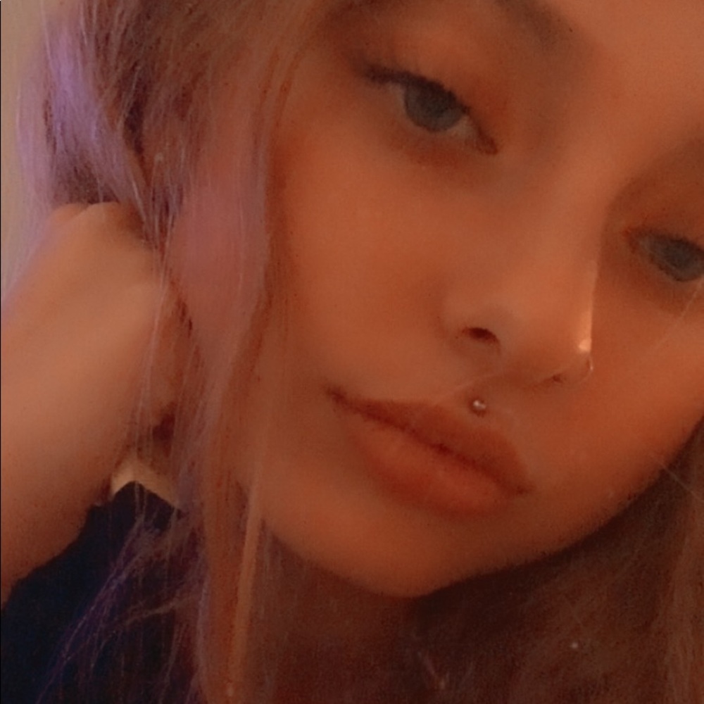 Meet your Posher, Tiffany